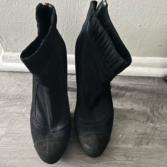 Chanel Blue Suede Booties - Picture 2 of 8